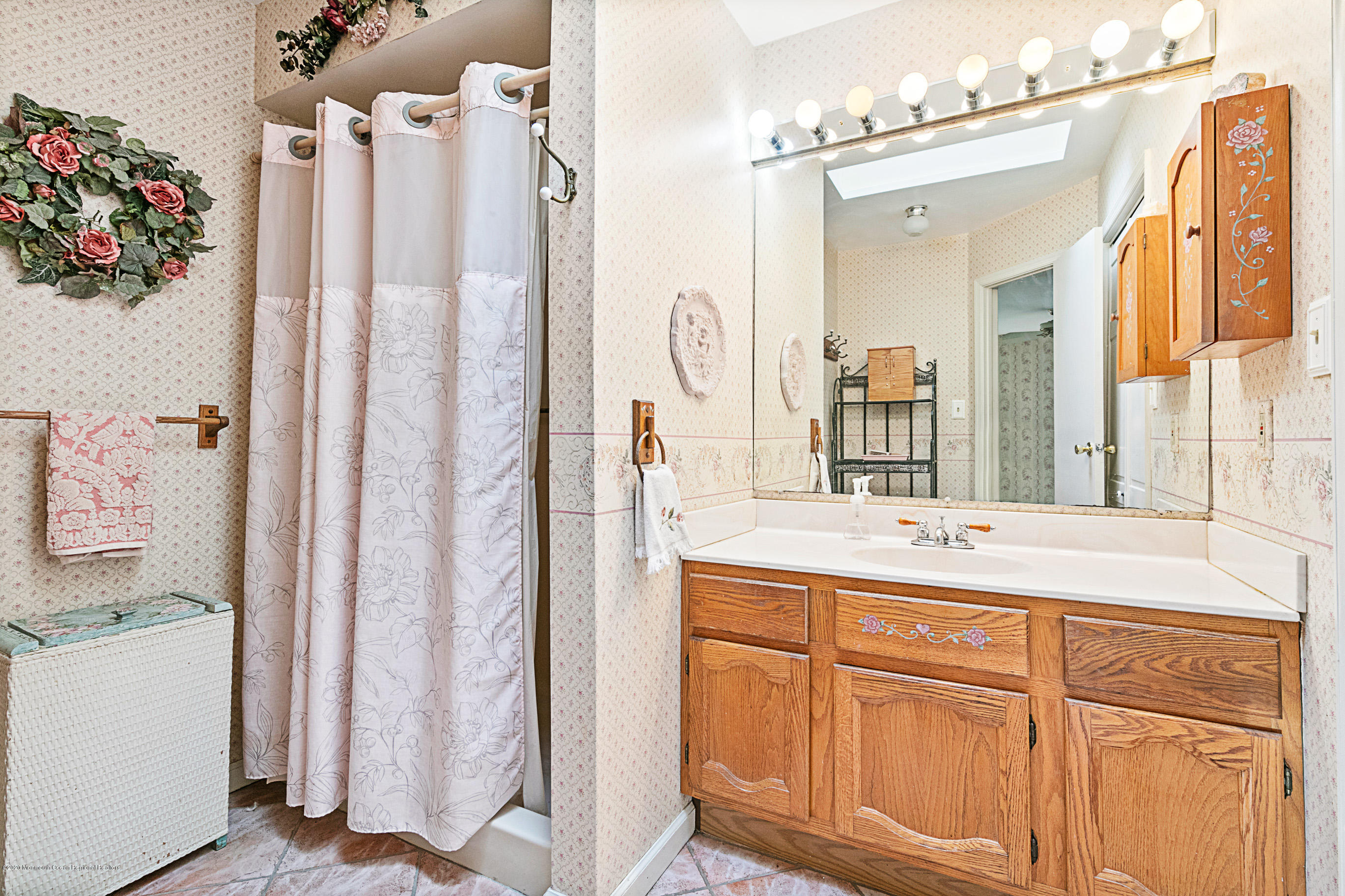 5025 Megill Road Farmingdale, NJ 07727 - Photo 16 of 31 5025MegillOnline-28