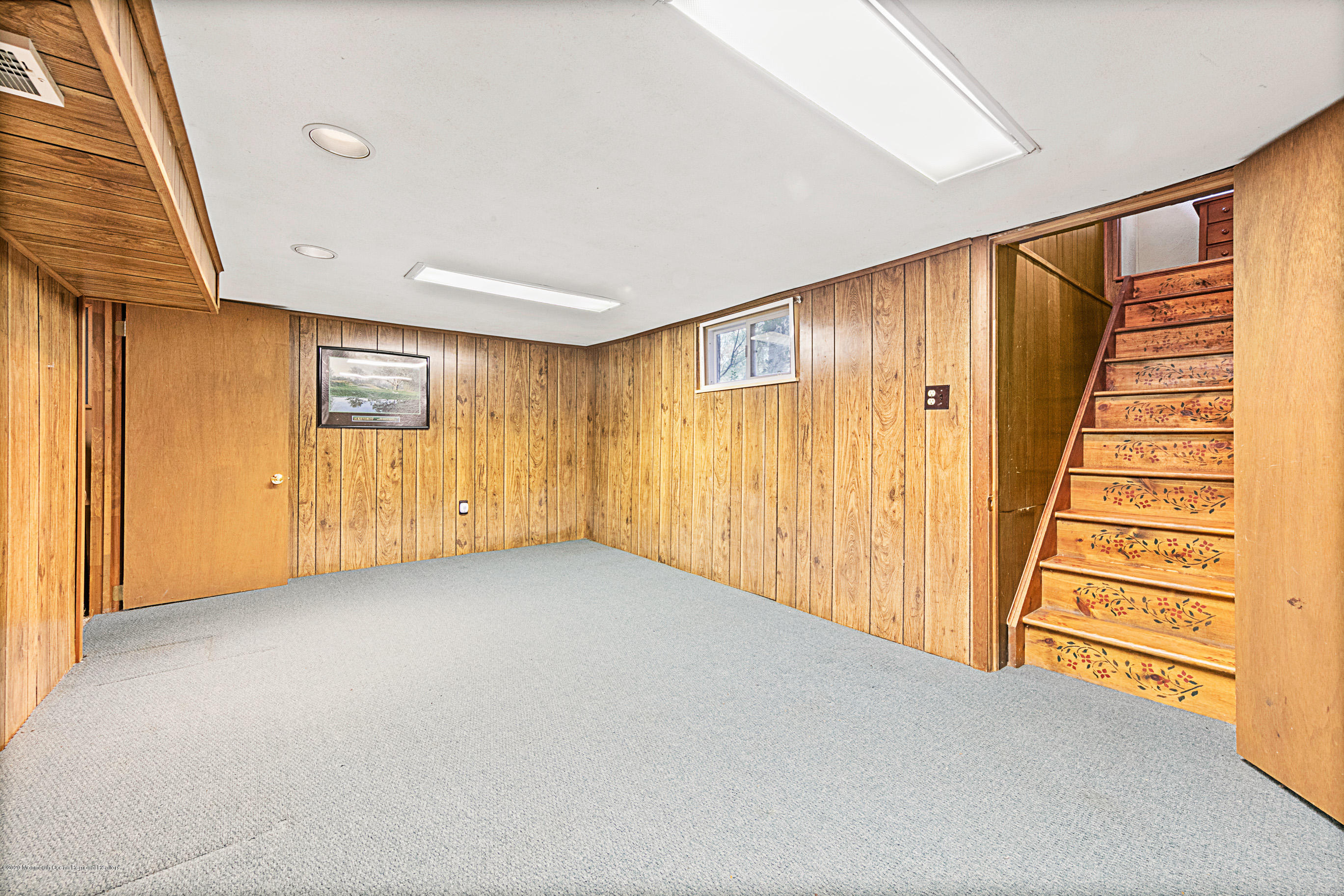 5025 Megill Road Farmingdale, NJ 07727 - Photo 21 of 31 5025MegillOnline-35