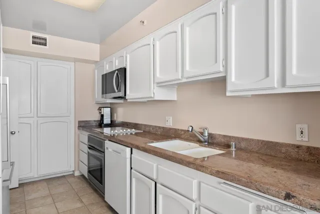 $1,650,000 | 1820 Avenida Del Mundo, Unit 1510, Coronado, CA 92118