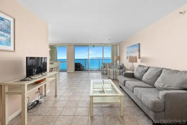 $1,650,000 | 1820 Avenida Del Mundo, Unit 1510, Coronado, CA 92118