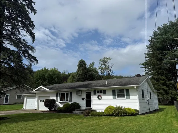$329,900 | 5 Bolton Drive, Oneonta, NY 13820