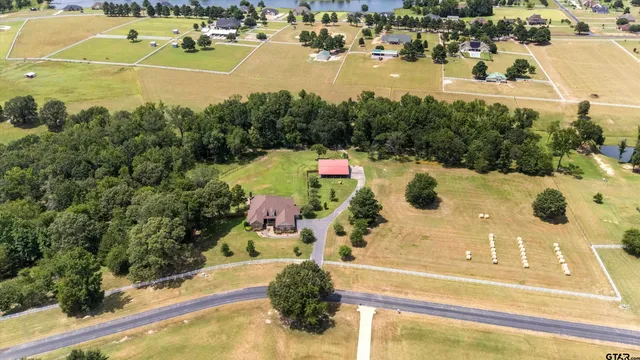 $869,900 | 23220 Bridle View Drive, Lindale, TX 75771