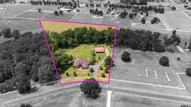 $869,900 | 23220 Bridle View Drive, Lindale, TX 75771