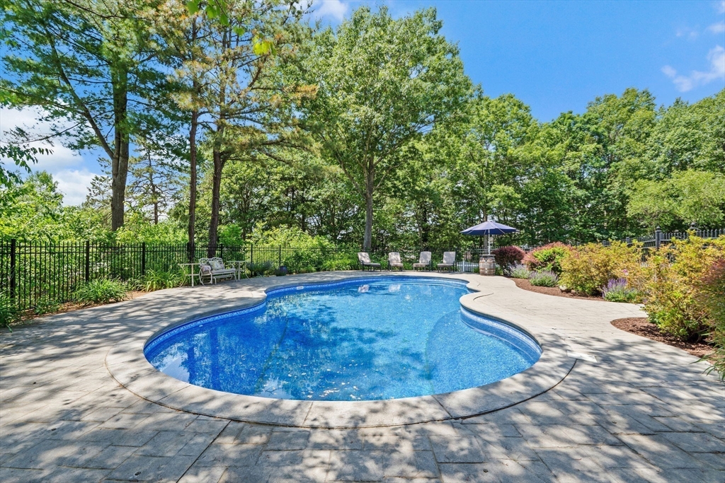 20 Anna Road Franklin, MA 02038 - Photo 35 of 42