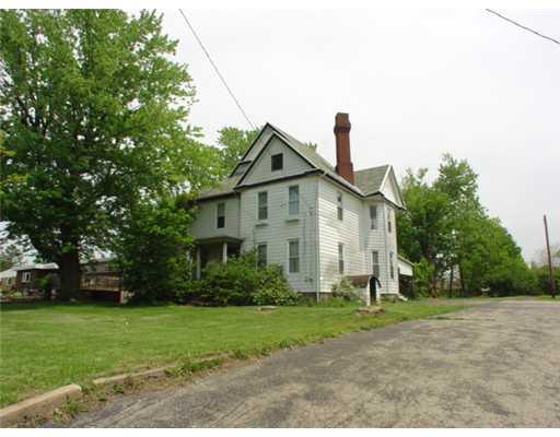 719 Morgantown Road Uniontown, PA 15401 - Photo 1 of 2 Exterior Front.
