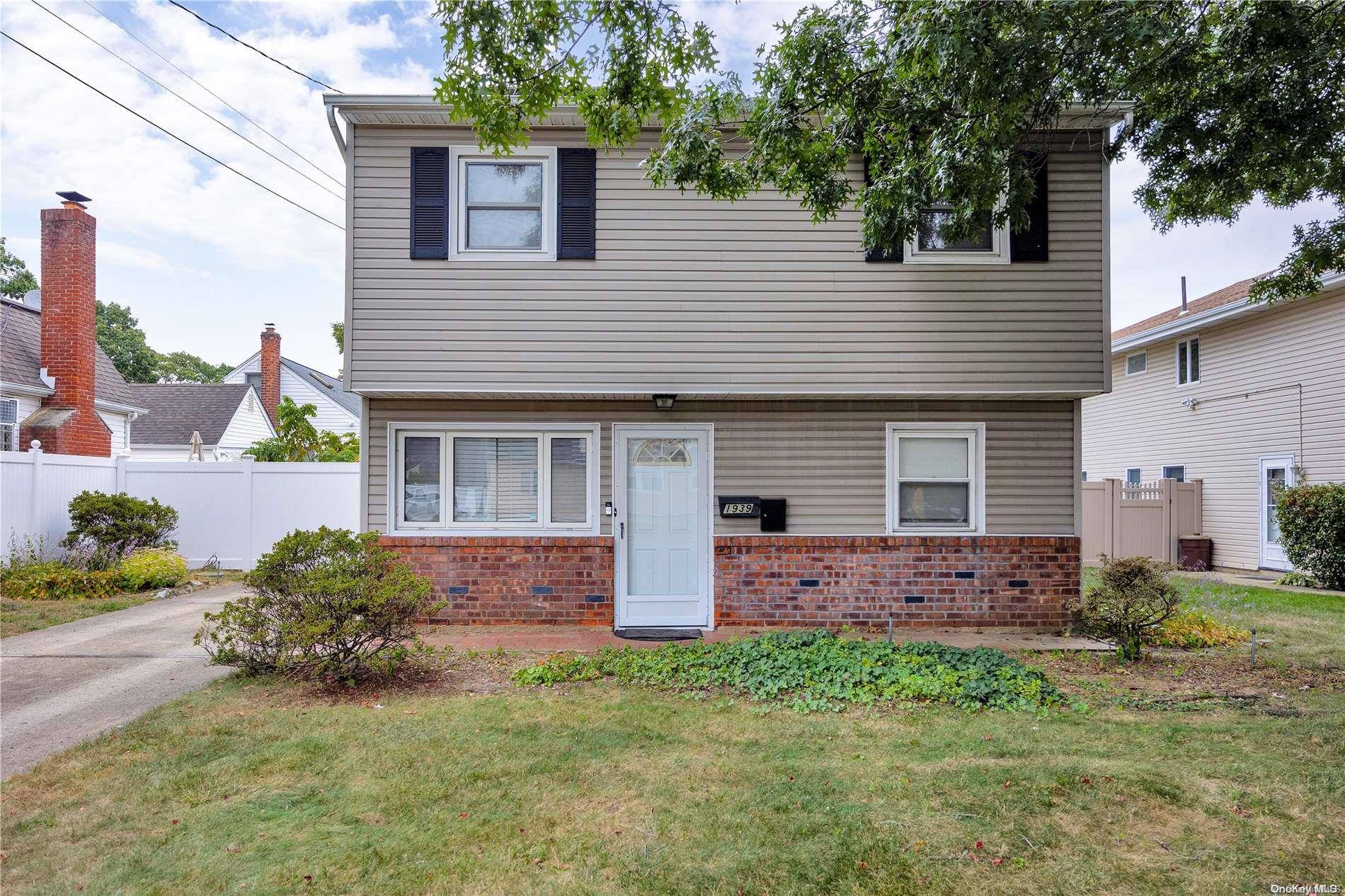 1939 Meadowbrook Road Merrick, NY 11566 - Photo 1 of 1