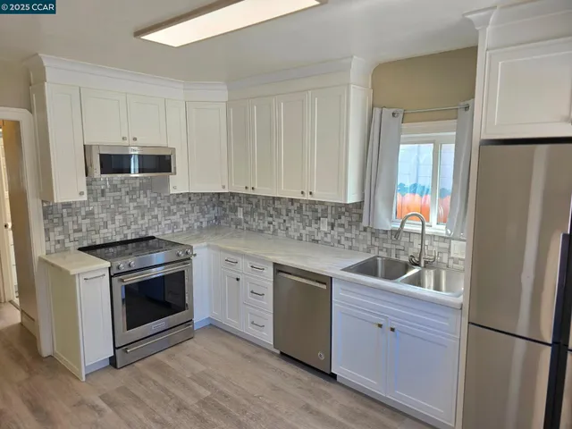 $3,850 | 1129 Bishop Street, Alameda, CA 94501