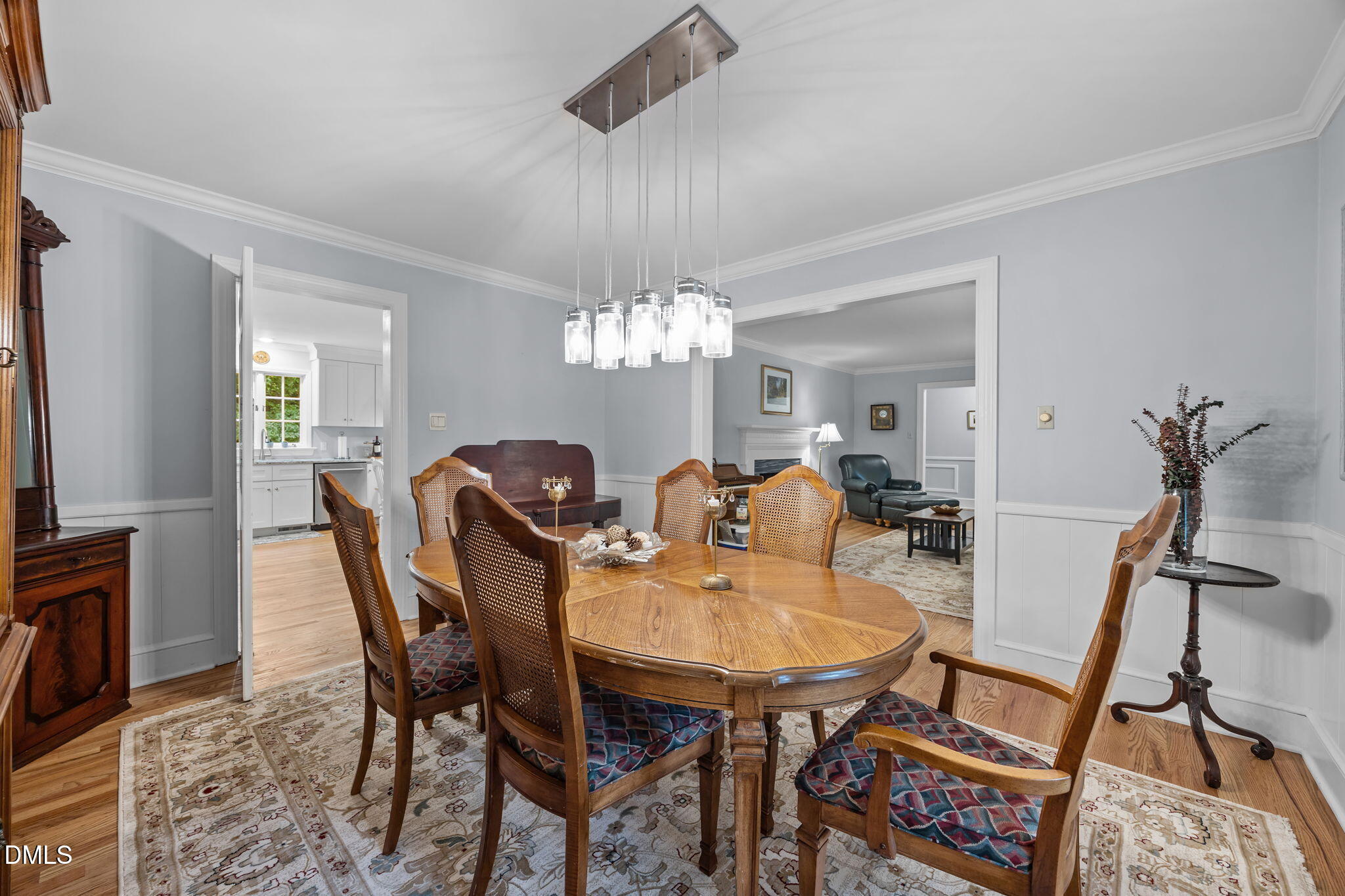 4902 Carteret Drive Raleigh, NC 27612 - Photo 18 of 44 19-web-or-mls-IMG_1685