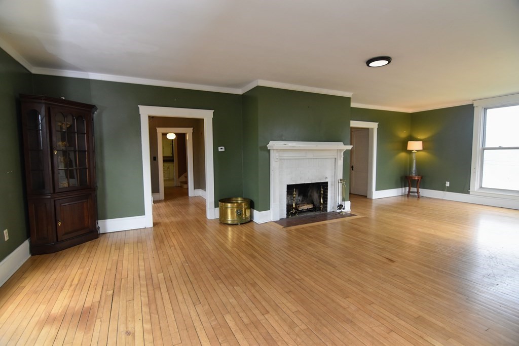298 Sturbridge Road Charlton, MA 01507 - Photo 7 of 38