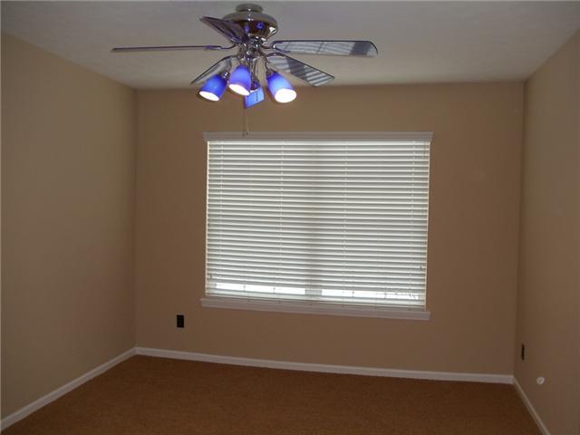 8225 Carloway Road Indianapolis, IN 46236 - Photo 14 of 20 Gallery Image 14