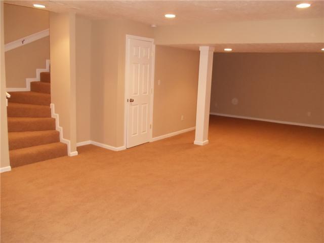8225 Carloway Road Indianapolis, IN 46236 - Photo 17 of 20 Gallery Image 17
