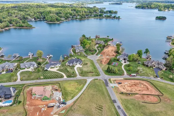 $249,900 | Lot 33 Harbour Crossing Drive, Moneta, VA 24121