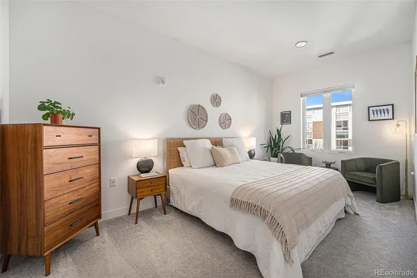 $499,900 | 2550 Lawrence Street, Unit RB303, Denver, CO 80205