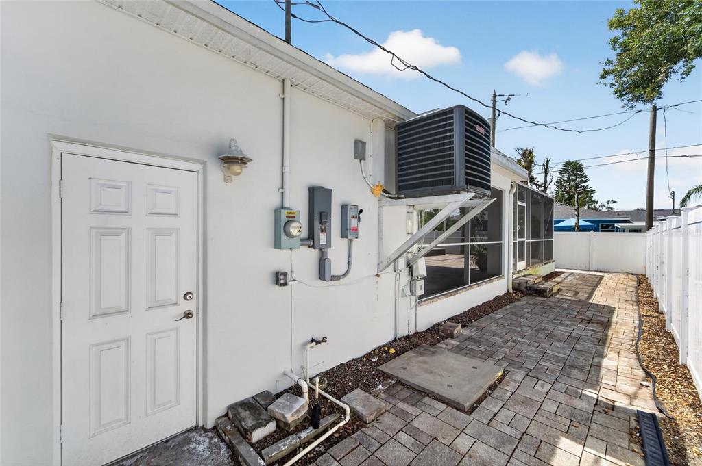 4810 Del Rio Way South Gulfport, FL 33711 - Photo 50 of 64