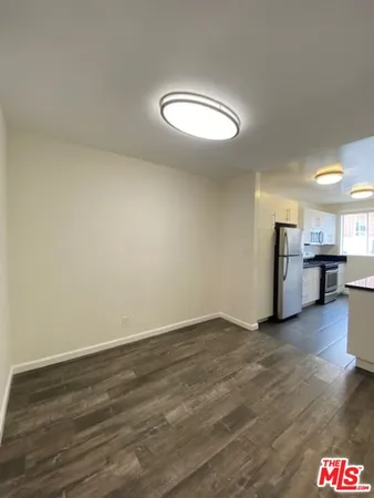 $2,250 | 7045 Hawthorn Avenue, Unit 203, Los Angeles, CA 90028