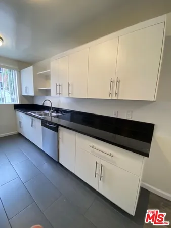 $2,250 | 7045 Hawthorn Avenue, Unit 203, Los Angeles, CA 90028