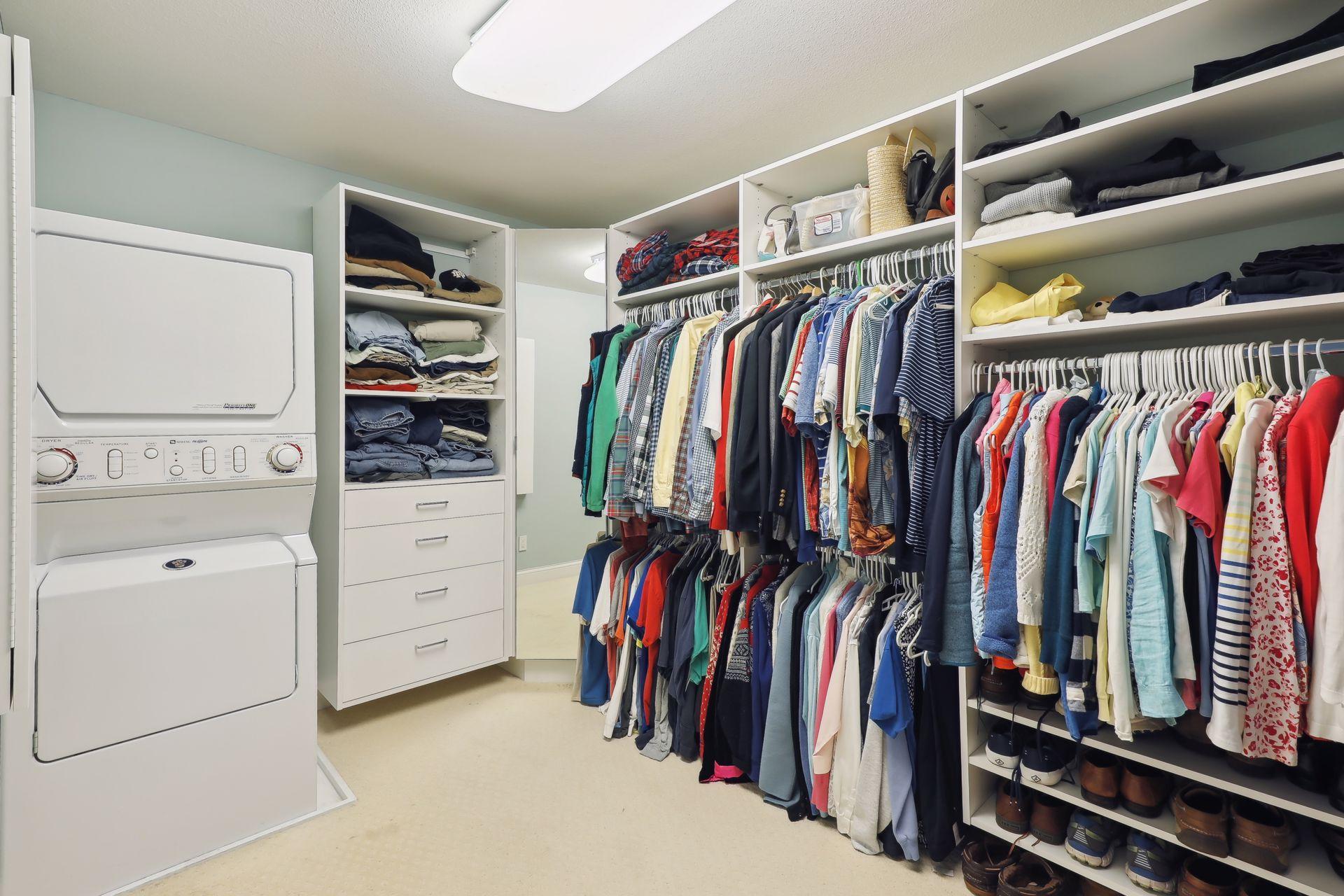 204 Ranchview Lane South Minnetonka, MN 55391 - Photo 23 of 30