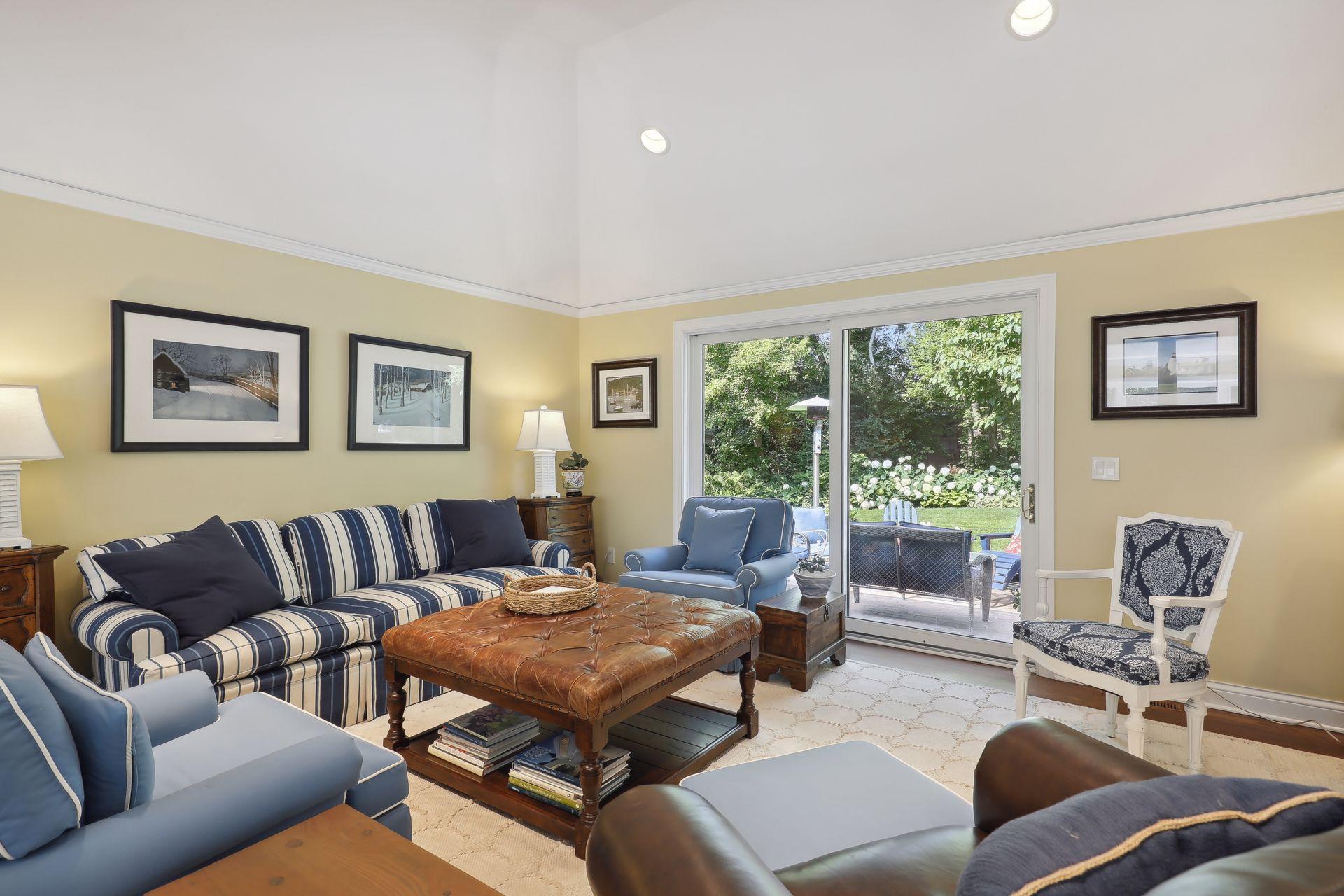 204 Ranchview Lane South Minnetonka, MN 55391 - Photo 8 of 30