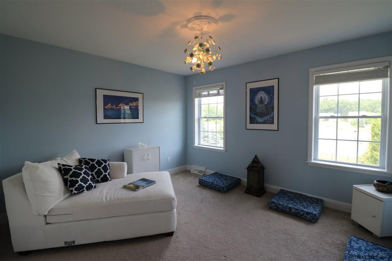8 Worthington Road Guilderland, NY 12303 - Photo 17 of 24 Photo 17