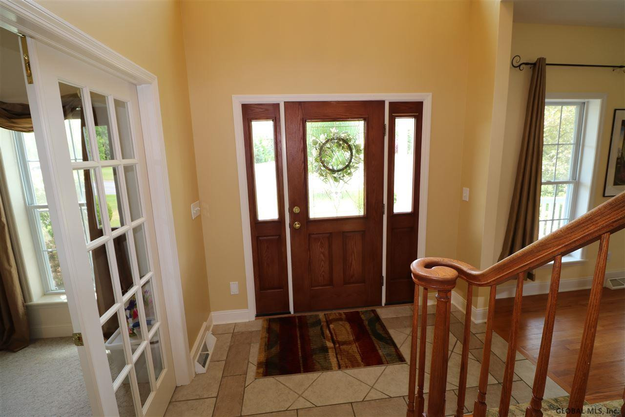 8 Worthington Road Guilderland, NY 12303 - Photo 4 of 24 Photo 4