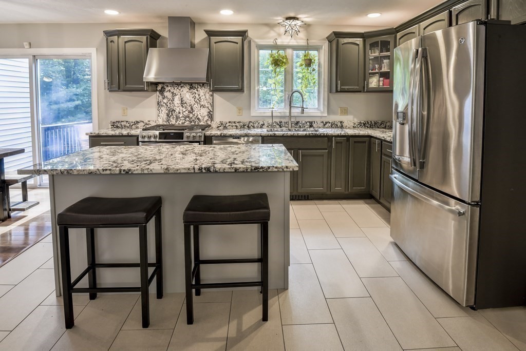 423 Old Dana Road Barre, MA 01005 - Photo 7 of 42