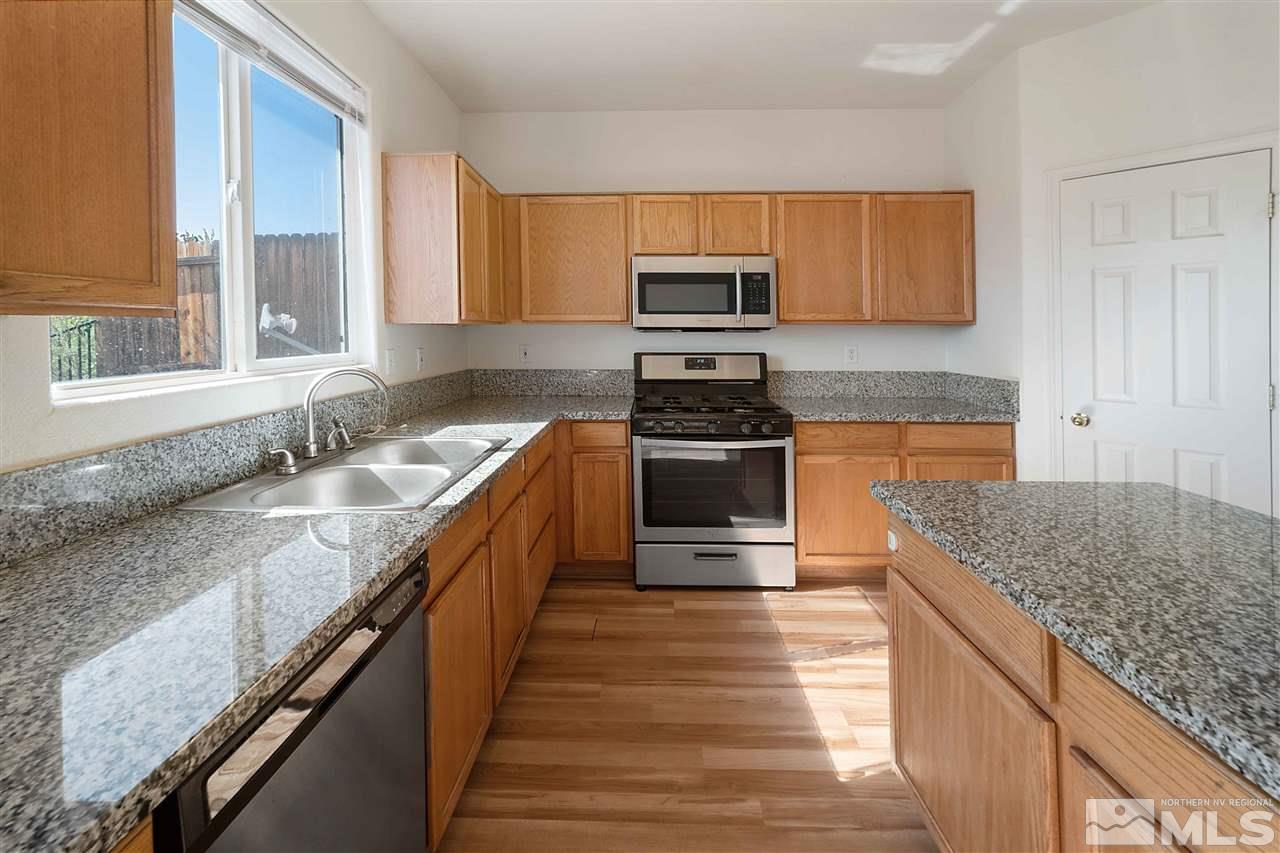 2301 Sapphire Ridge Way Reno, NV 89523 - Photo 7 of 29 Photo 7