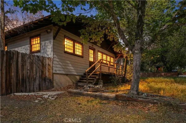 $275,000 | 799 Mountain View Avenue, Wrightwood, CA 92397