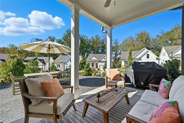 $729,900 | 1045 Cagle Creek Overlook, Canton, GA 30115