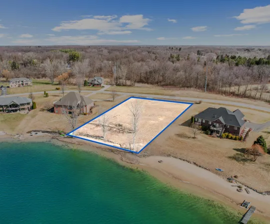 $197,000 | 9176 Desert Trail Drive, Milan, MI 48160