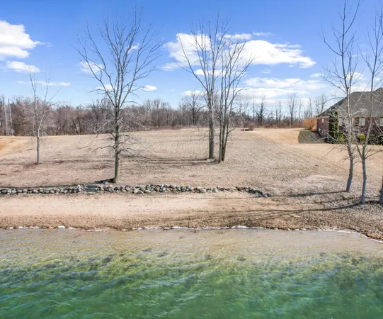 $197,000 | 9176 Desert Trail Drive, Milan, MI 48160