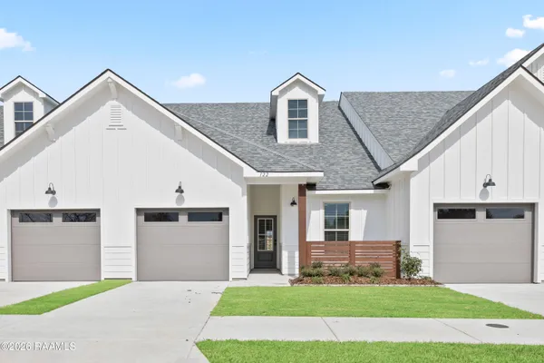 $236,715 | 122 Frontier, Scott, LA 70583