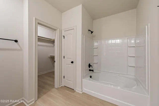 $236,715 | 122 Frontier, Scott, LA 70583