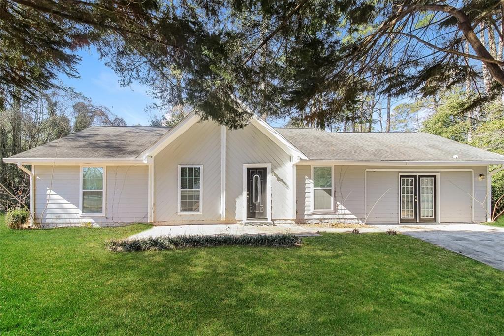 3343 Laughing Brook Court Decatur, GA 30034 - Photo 1 of 1 a front view of house with yard and green space
