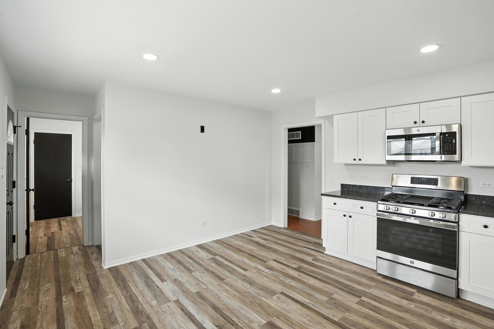 3312 East 170th Street Lansing, IL 60438 - Photo 11 of 38