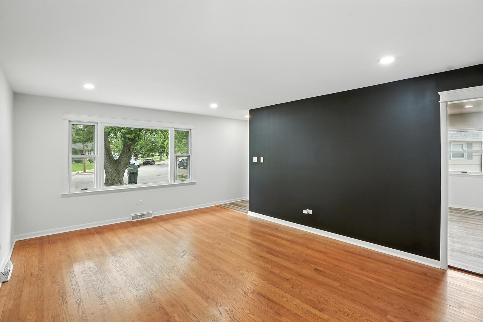 3312 East 170th Street Lansing, IL 60438 - Photo 5 of 38