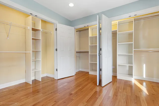 $550,000 | 4615 North Maria Court, Chicago, IL 60656