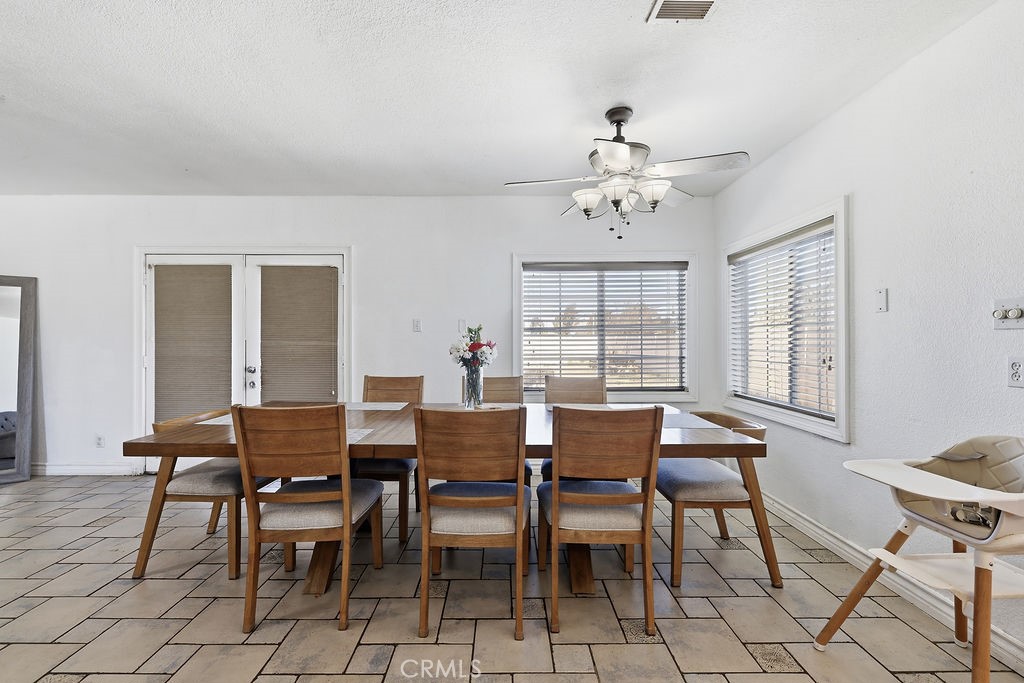 10231 East Ave R-2 Littlerock, CA 93543 - Photo 17 of 36