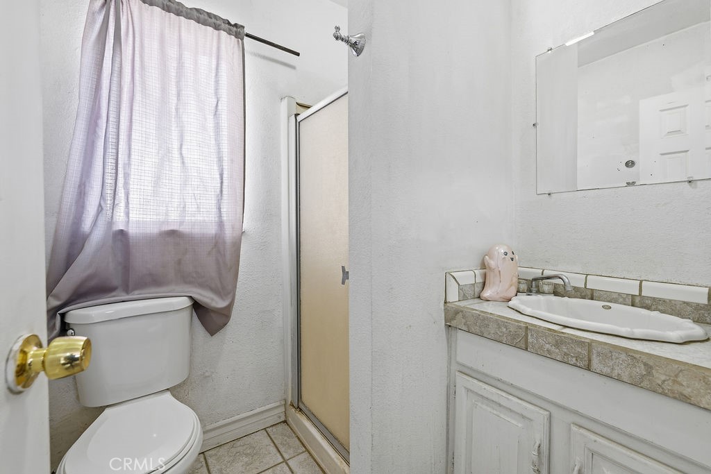 10231 East Ave R-2 Littlerock, CA 93543 - Photo 23 of 36