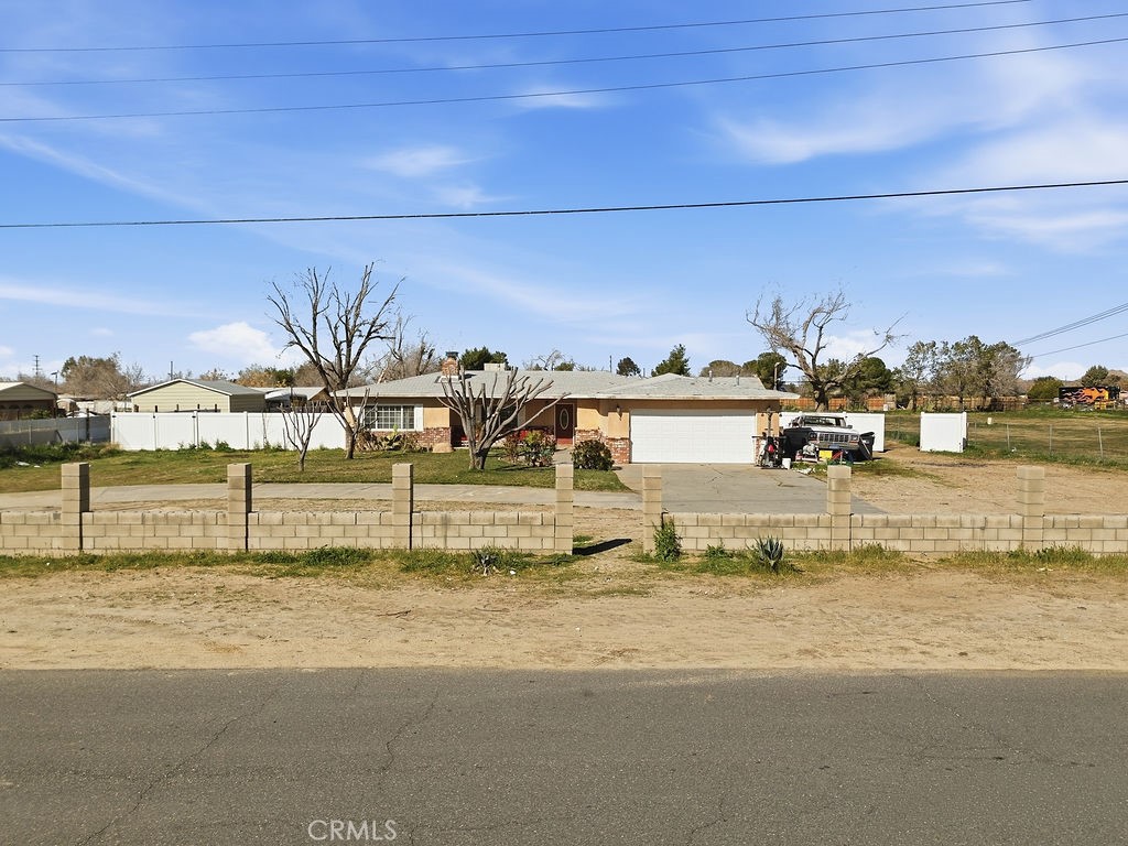 10231 East Ave R-2 Littlerock, CA 93543 - Photo 3 of 36