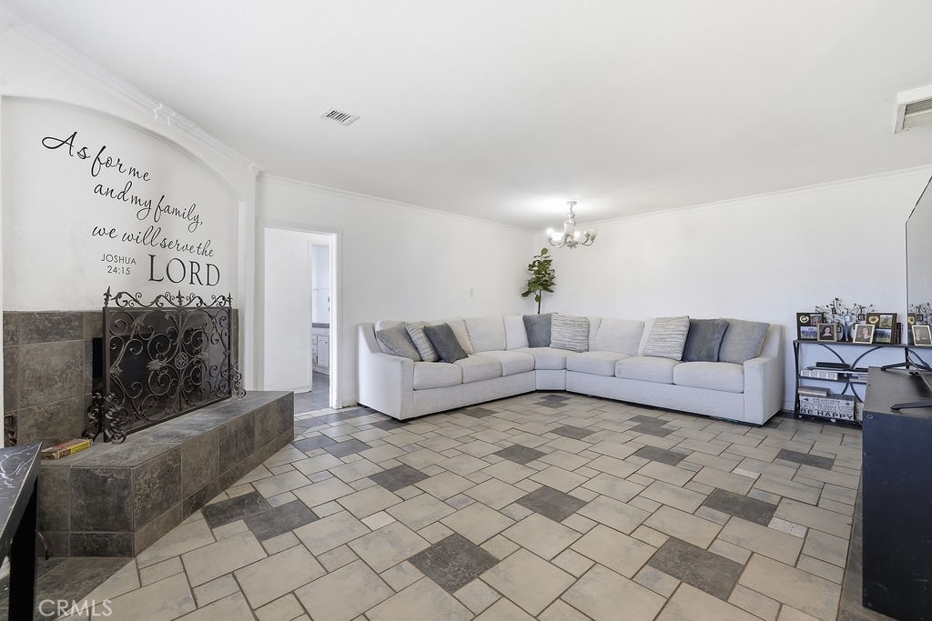 10231 East Ave R-2 Littlerock, CA 93543 - Photo 6 of 36