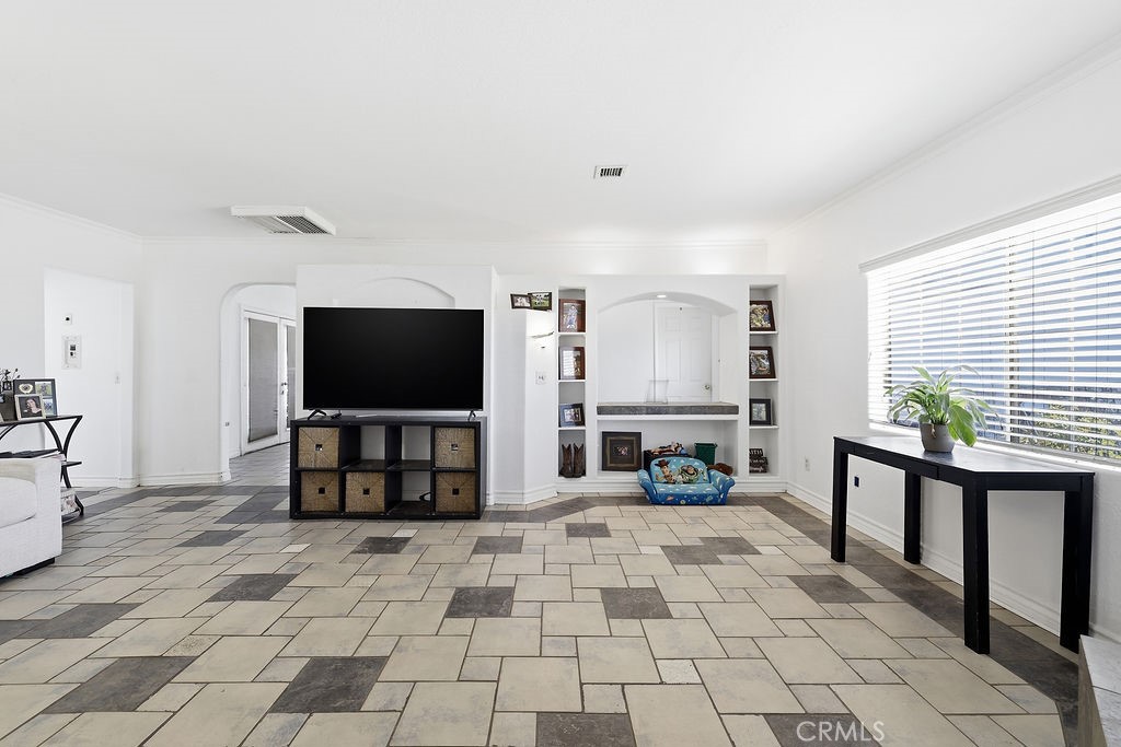 10231 East Ave R-2 Littlerock, CA 93543 - Photo 7 of 36