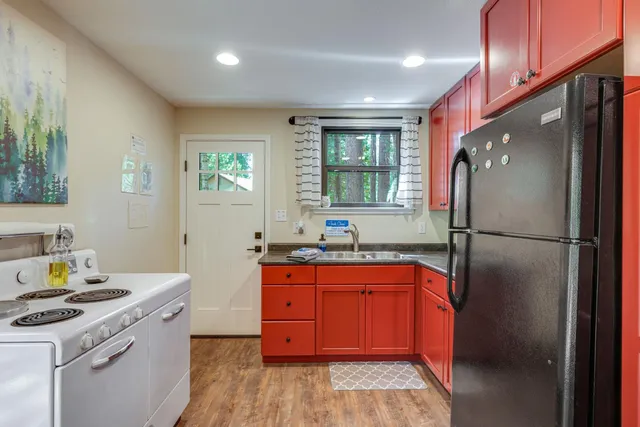 $289,000 | 22162 Sarah Circle, Long Barn, CA 95335