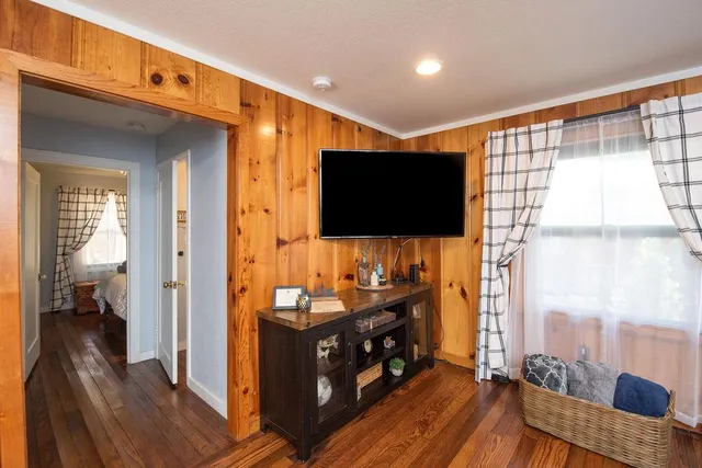 $289,000 | 22162 Sarah Circle, Long Barn, CA 95335