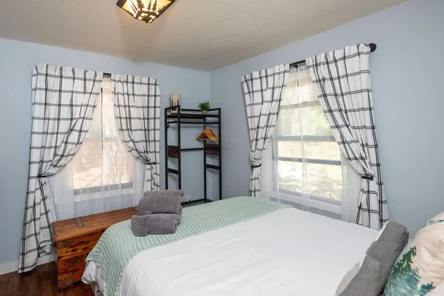 $289,000 | 22162 Sarah Circle, Long Barn, CA 95335