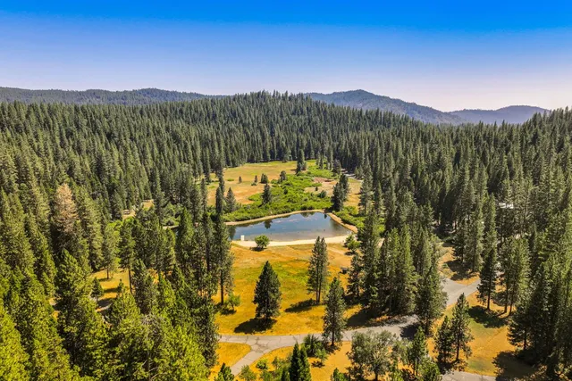 $289,000 | 22162 Sarah Circle, Long Barn, CA 95335