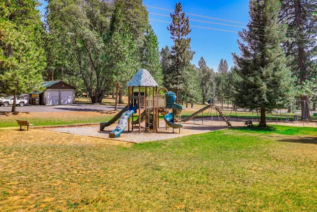 $289,000 | 22162 Sarah Circle, Long Barn, CA 95335