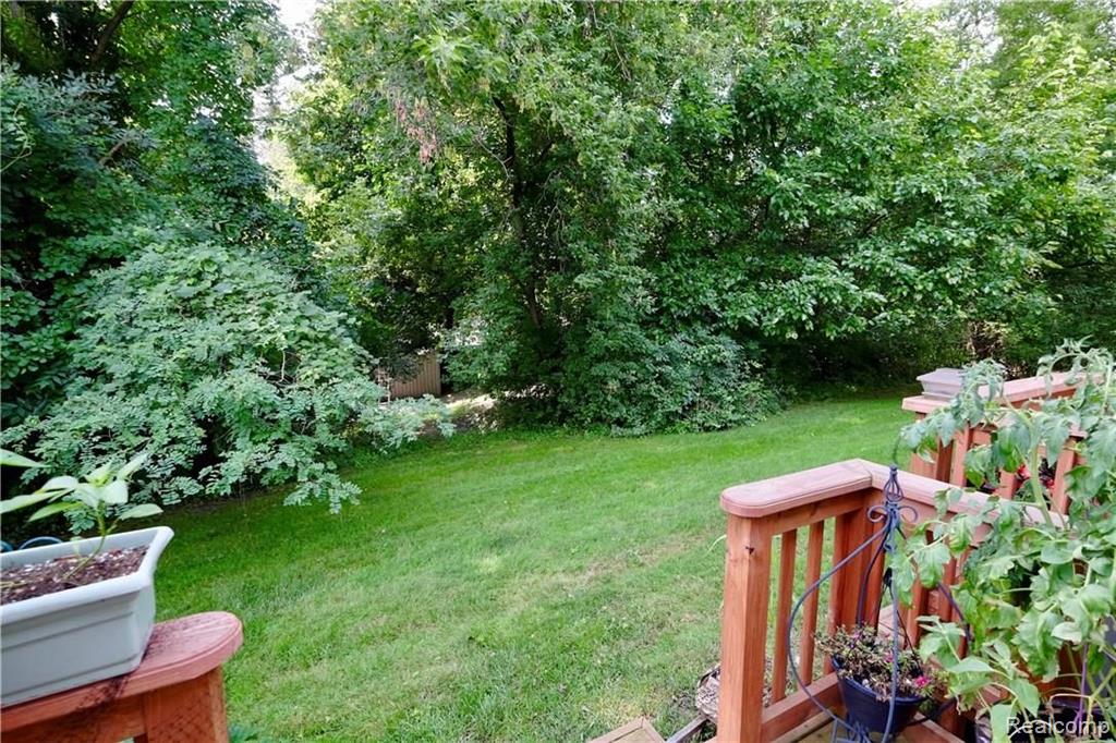 1157 Pine Ridge Court Rochester Hills, MI 48306 - Photo 33 of 41