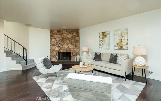 $598,000 | 12421 Ramona Avenue, Hawthorne, CA 90250