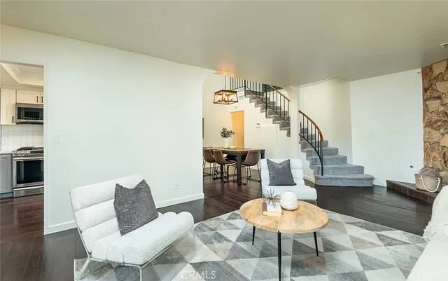 $598,000 | 12421 Ramona Avenue, Hawthorne, CA 90250