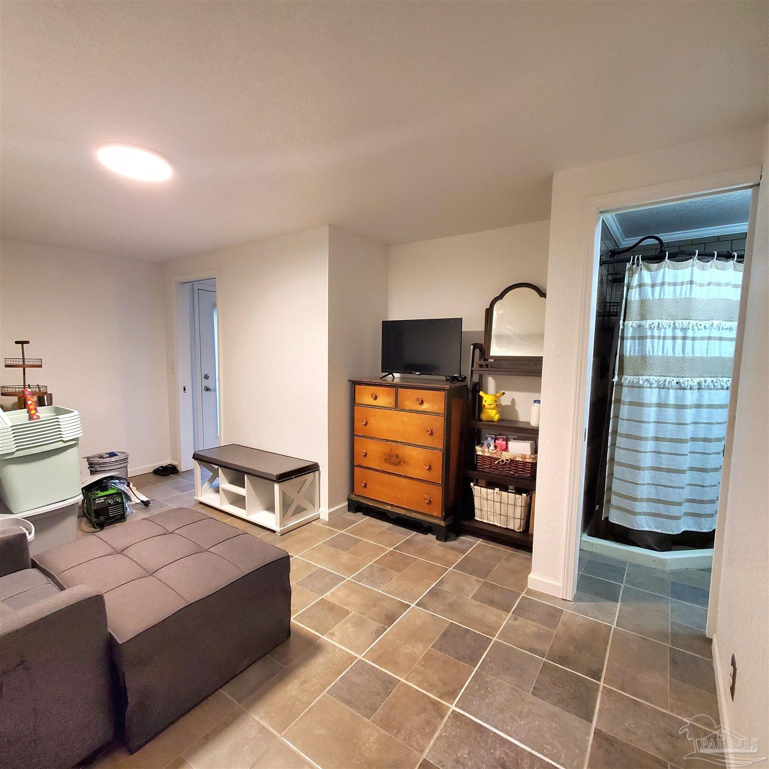 4331 Melton Road Milton, FL 32583 - Photo 28 of 31 Bedroom three